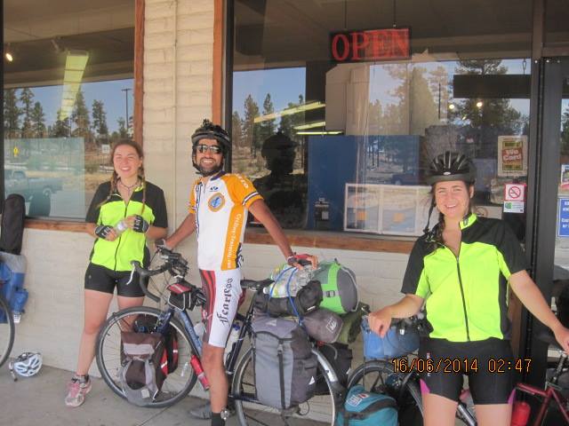 10721381_937374336278954_1086109413_n